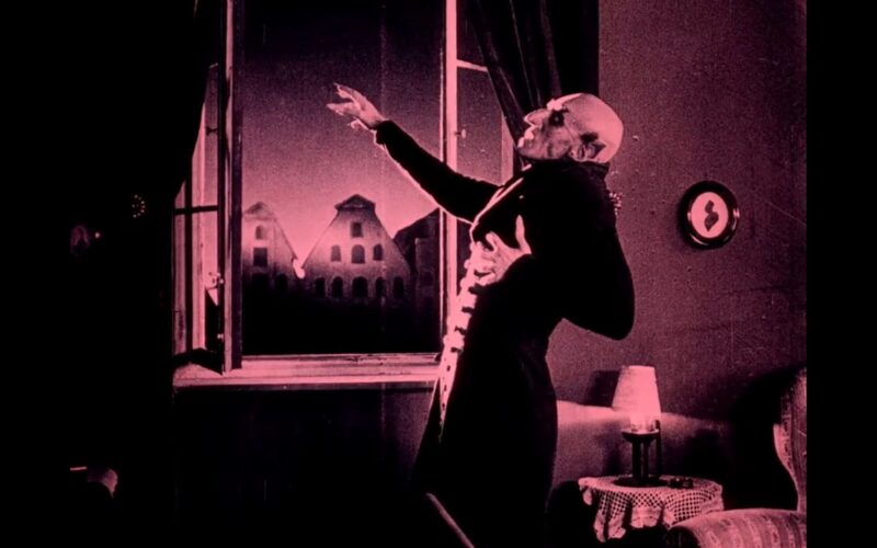 Nosferatu Cumple A Os De Aterrorizar Aztechin